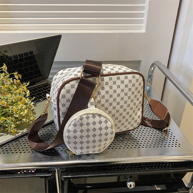 Vintage-Inspired Women's Crossbody Bag | Chic Shell Design, Trendy Small Purse