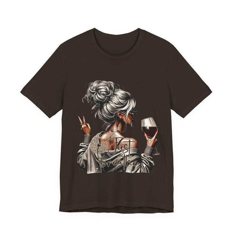 Chic Wine Lover Tee - Perfect for Wine Nights, Casual Outfits & Gifting Friends! Embrace Relaxed Style & Celebrate Your Passion!