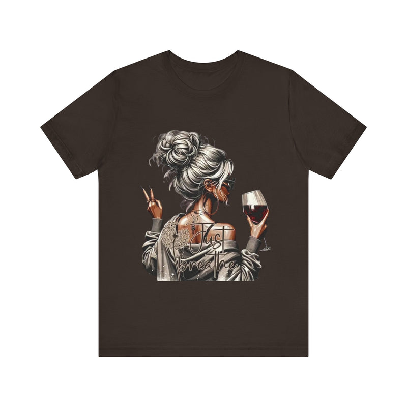 Chic Wine Lover Tee - Perfect for Wine Nights, Casual Outfits & Gifting Friends! Embrace Relaxed Style & Celebrate Your Passion!