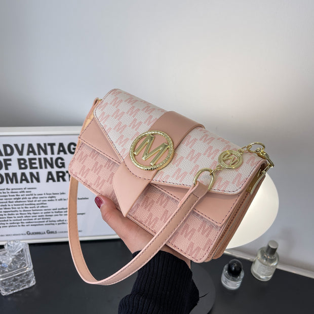 Niche Personality Lettered Shoulder Messenger Bag - Stylish, Functional, and Perfect for Everyday Adventures