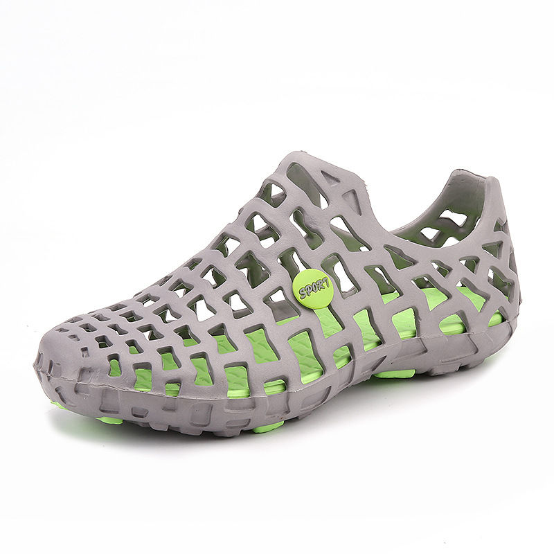 Stylish Women's Beach Footwear: Step into Comfort and Confidence for Your Next Adventure!