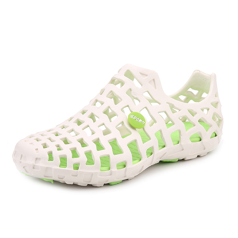 Stylish Women's Beach Footwear: Step into Comfort and Confidence for Your Next Adventure!