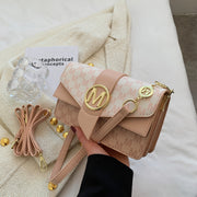 Niche Personality Lettered Shoulder Messenger Bag - Stylish, Functional, and Perfect for Everyday Adventures