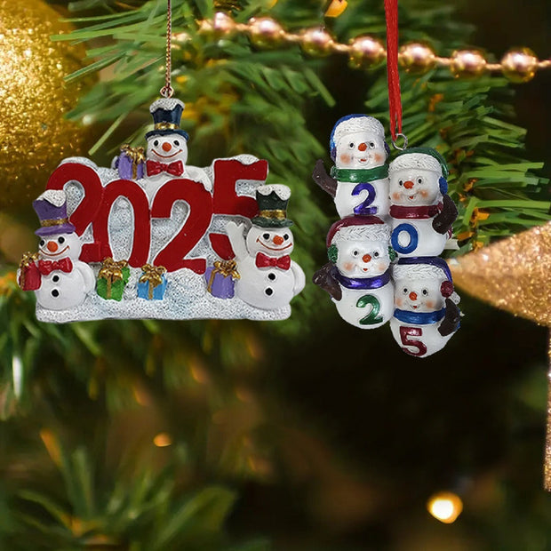 Christmas Tree Snowman Resin Pendant for Holiday Decor and Gift Giving