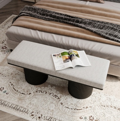 Light Grey Boucle Upholstered Bench with Bold Black Legs – Elevate Your Bedroom & Living Room Style Effortlessly!