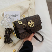 Niche Personality Lettered Shoulder Messenger Bag - Stylish, Functional, and Perfect for Everyday Adventures